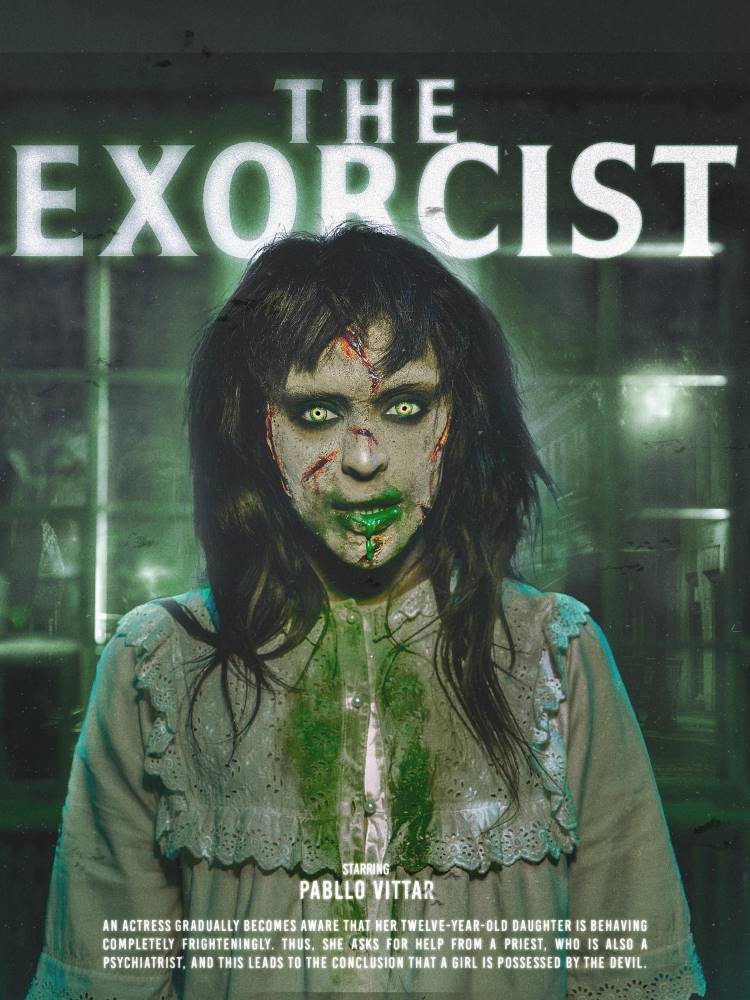 Pabllo Vittar, na sua festa de Halloween, fantasiado do filme O Exorcista
