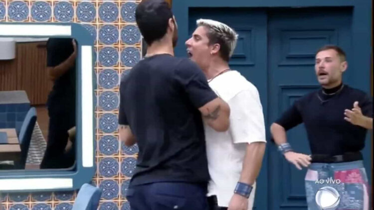 Da esquerda para direta: Shayan e Tiago