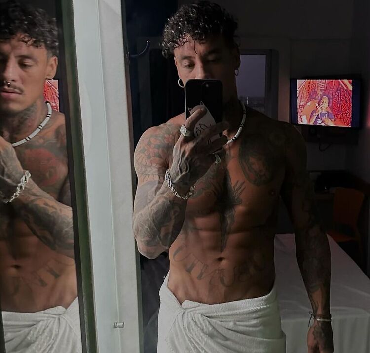 Modelo Murilo Dias, que comentou foto da ex de Neymar, Bruna Biancardi