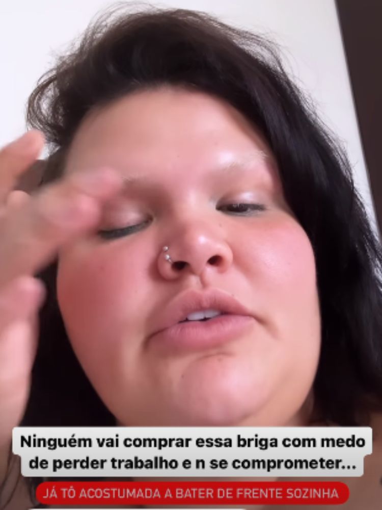 Story mostrando a influenciadora Thaís Carla