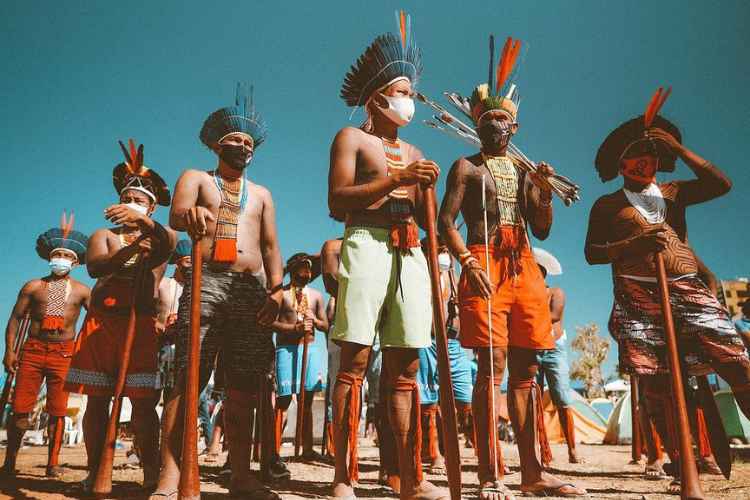 Grupo de indígenas brasileiros