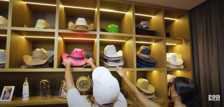 Coleção de chapéus de Ana Castela. 