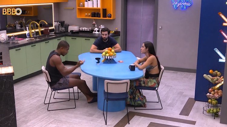 BBB 24 Davi e Isabelle trocam faíscas às vésperas da final BBB 24.