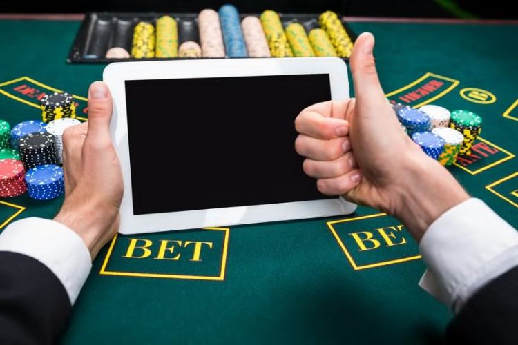 Tigre da fortuna girando no caça-níquel da Bet365