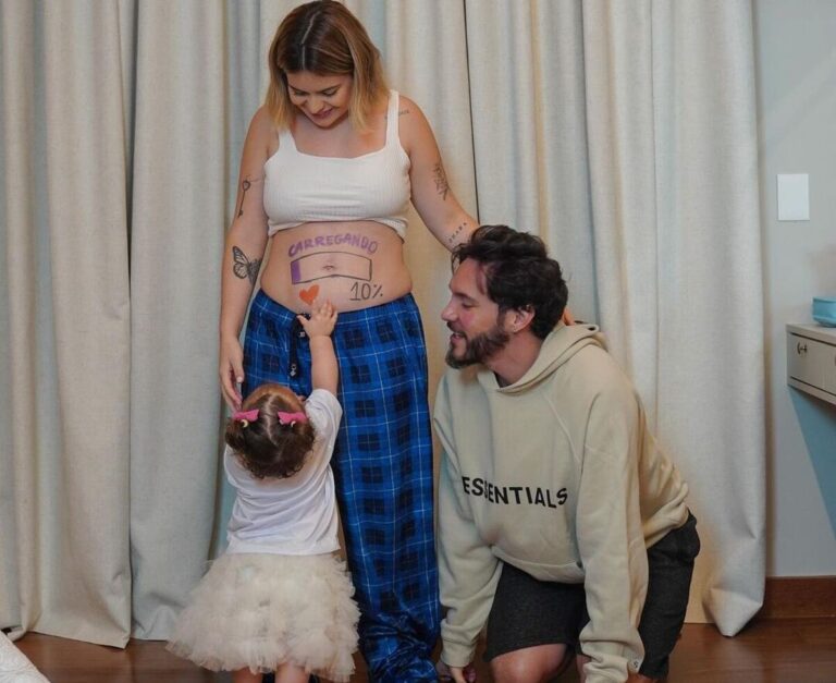 Viih Tube, Eliezer e a filha deles, Lua