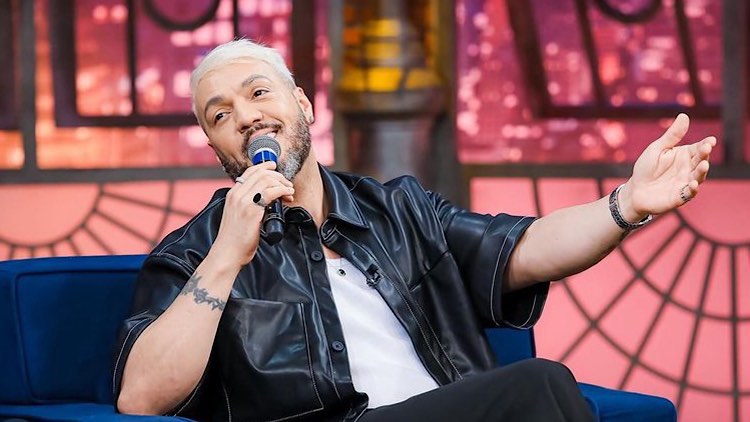 Belo vai ao The Noite do SBT e fala de separação com Gracyanne.