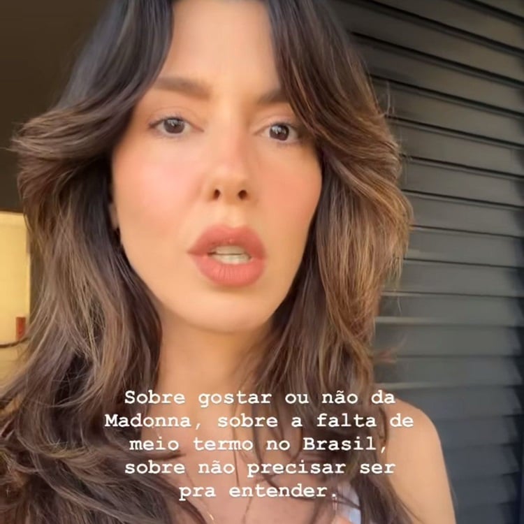 Camila Coutinho via stories