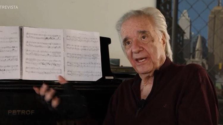 Maestro João Carlos Martins é diagnosticado com câncer na próstata e passa por cirurgia de emergência.