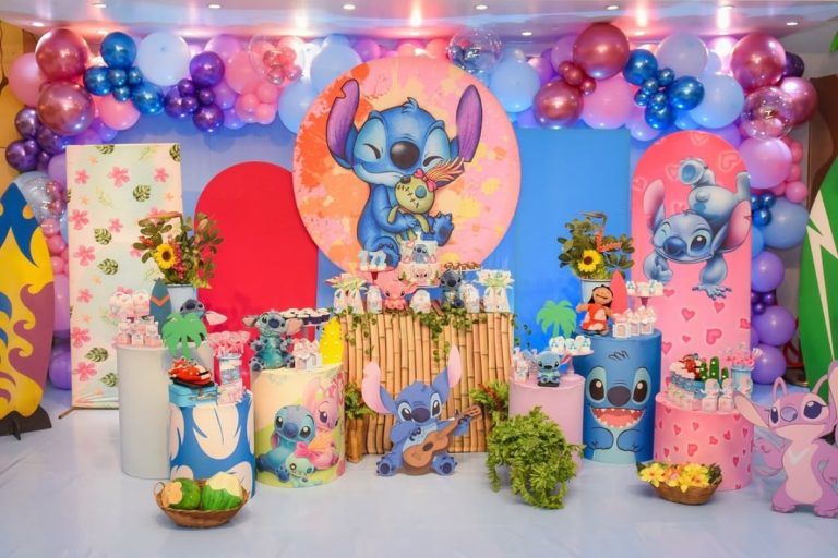 Festa colorida do Stitch