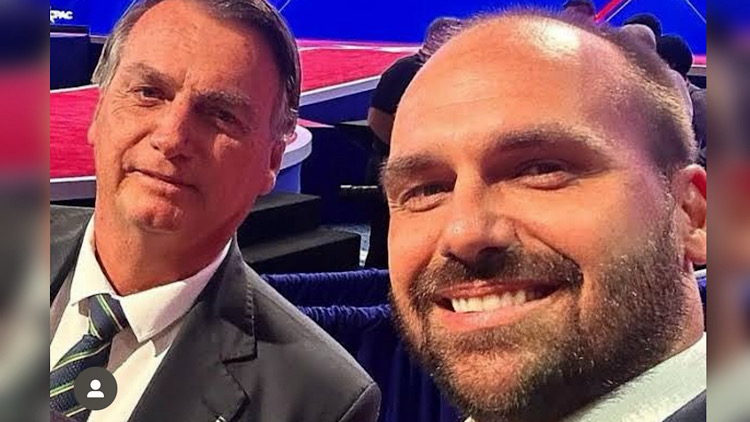 Aliados de Bolsonaro afirmam que ex-presidente está em pânico em ser preso.