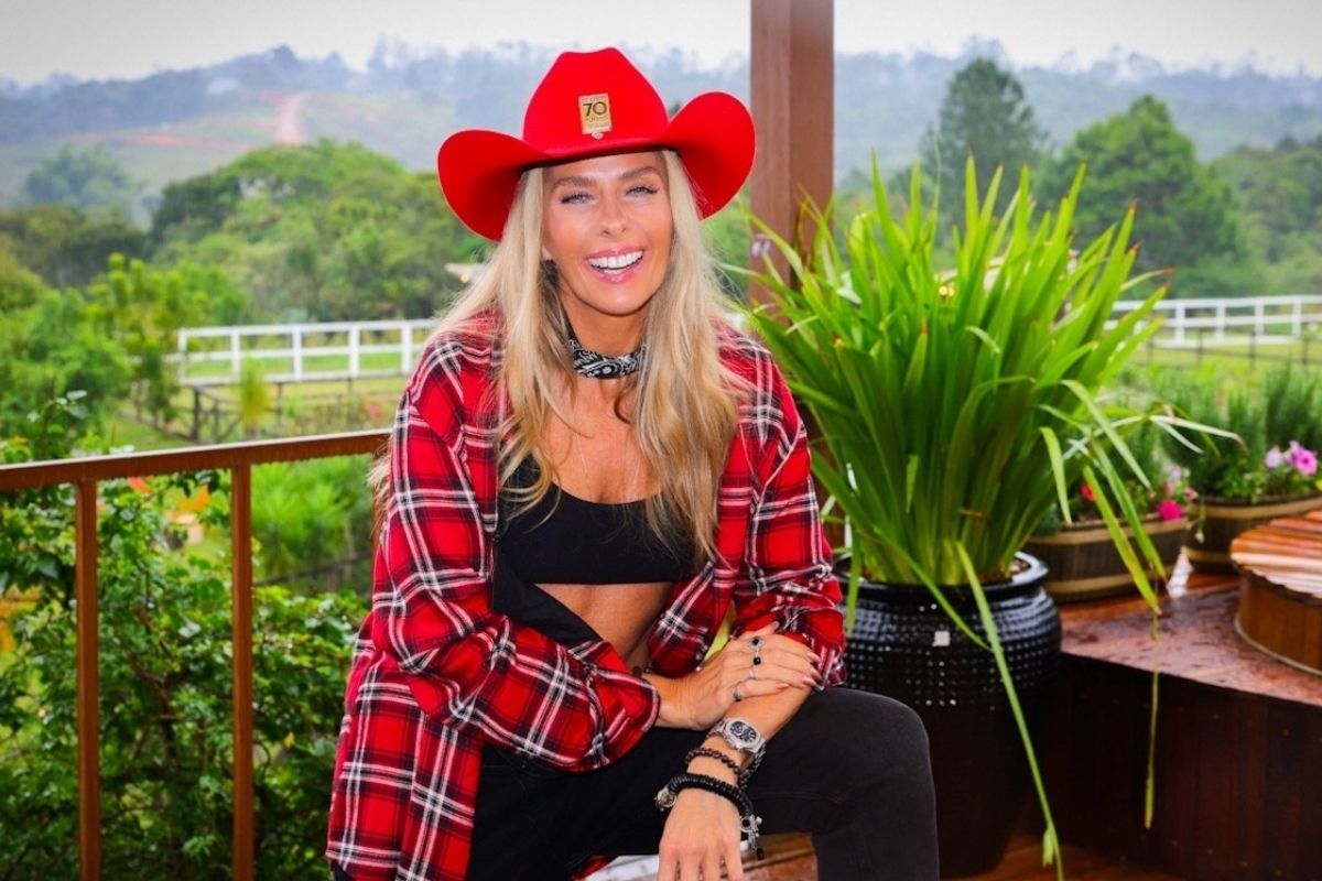 Adriane Galisteu em A Fazenda