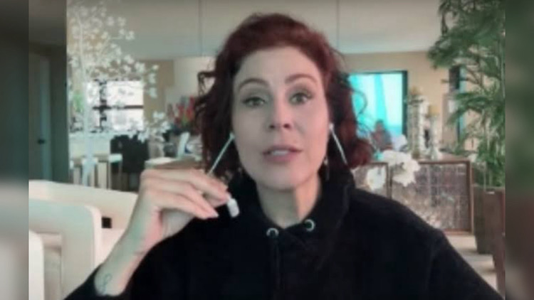 Carla Zambelli segue presa na Itália e uma nova audiência já foi marcada.