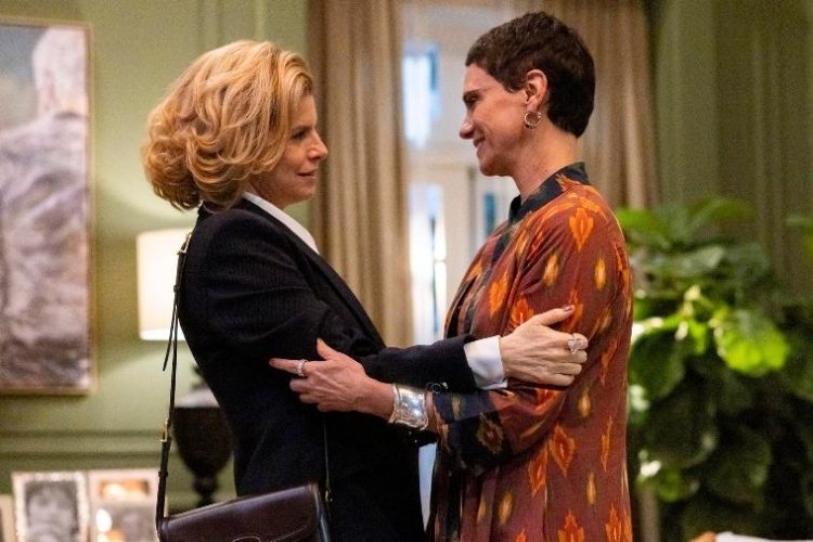 Foto das personagens de Vale Tudo Odete Roitman e Celina Junqueira, irmãs com estilos diferentes