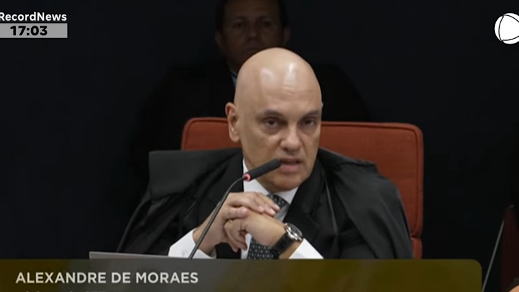 Primeiro dia de julgamento de Bolsonaro foi marcado por alguns momentos.