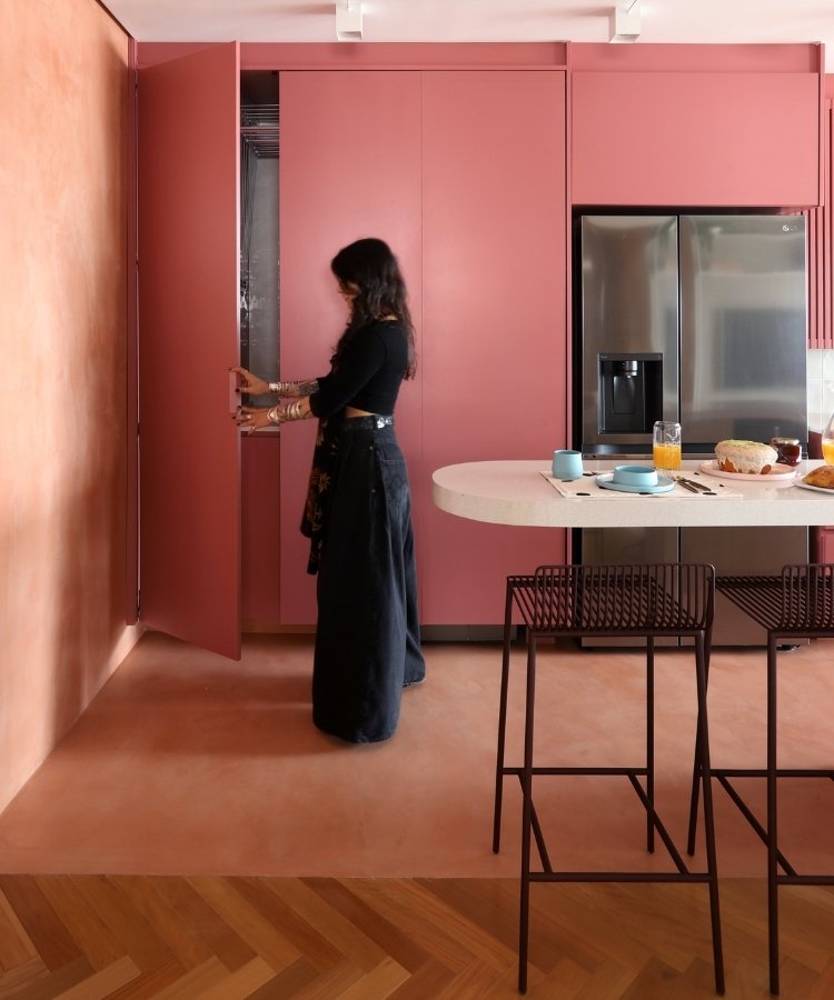 Lavanderia escondida em armário