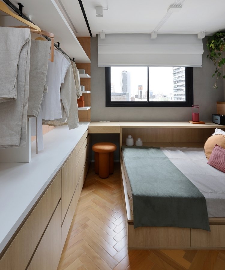 Quarto de apartamento cor-de-rosa