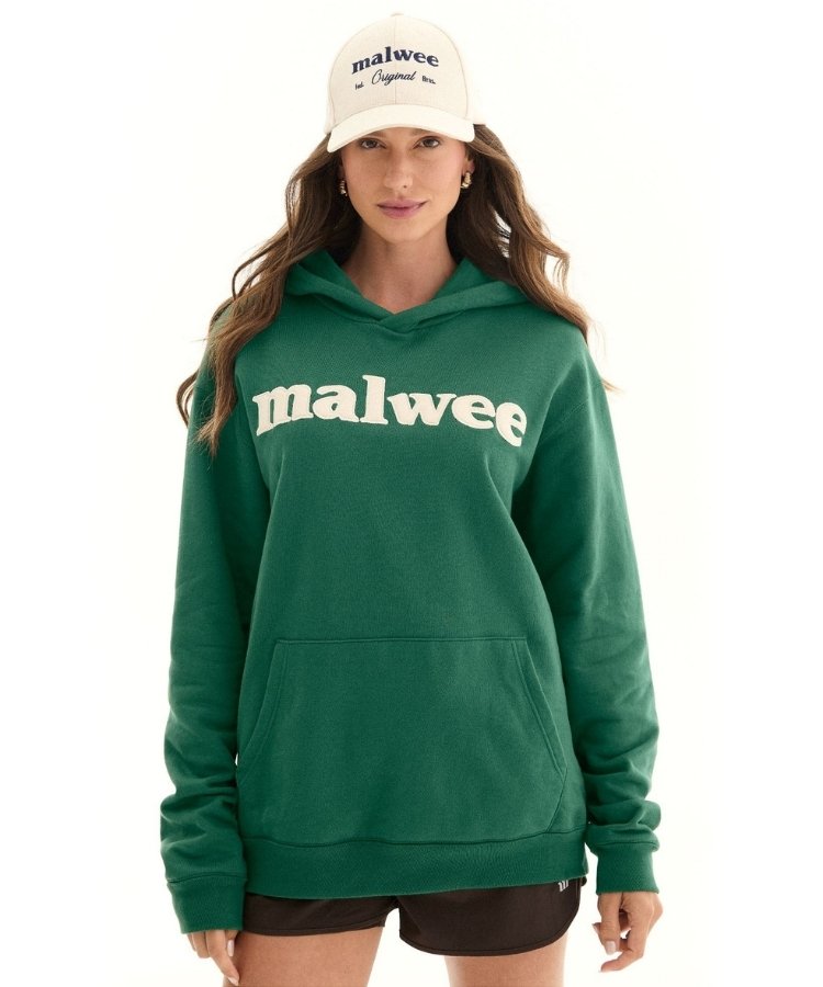 Modelos na campanha de lançamento da cápsula Original da Malwee