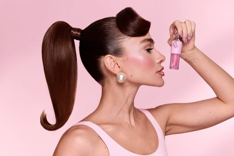 Gloss Bubblegum da Mari Maria, um dos lançamentos de beleza de junho de 2026